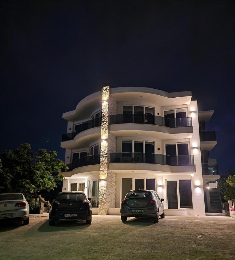 M&H Apartments Улцин Екстериор снимка