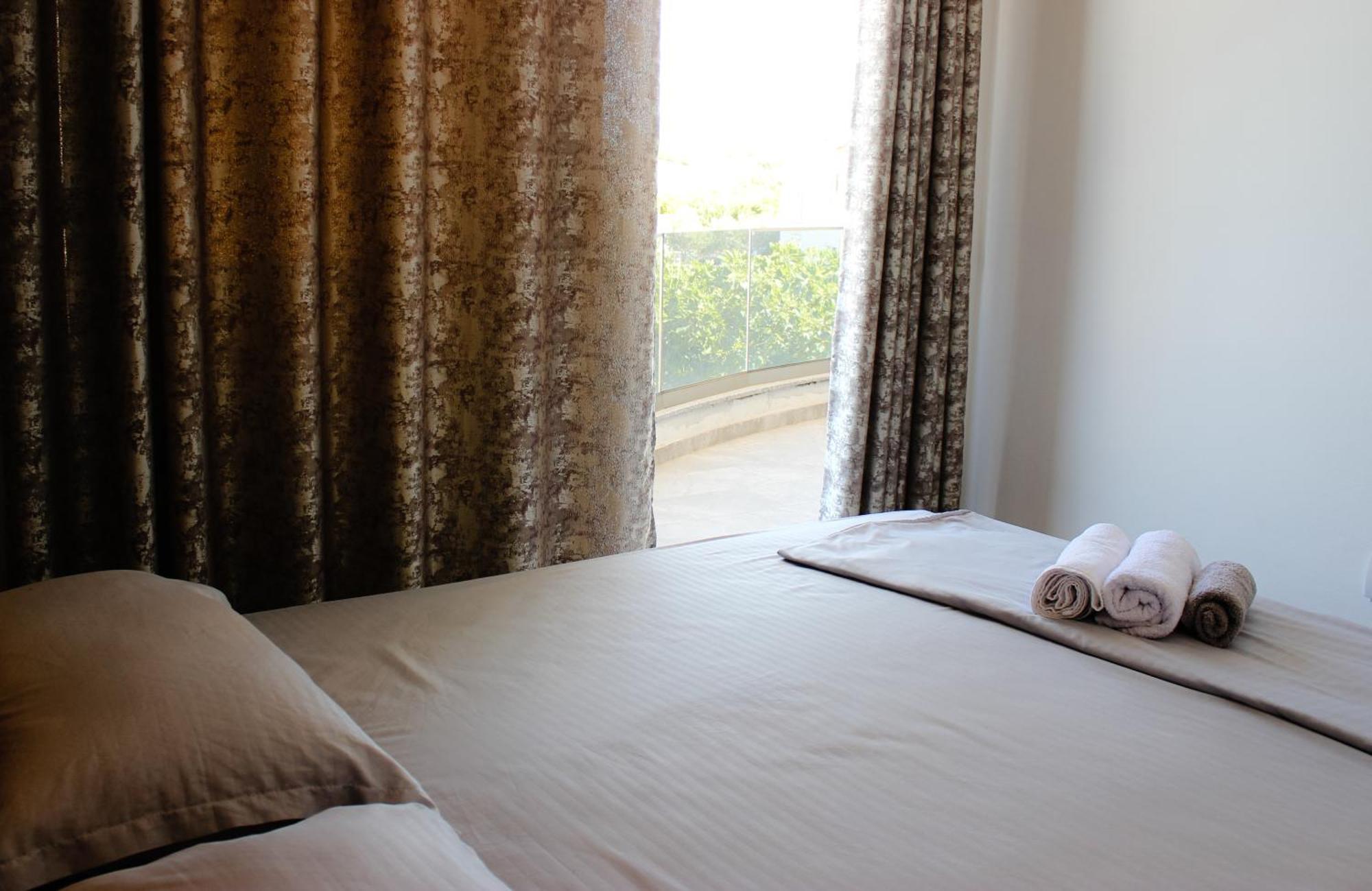 M&H Apartments Улцин Стая снимка