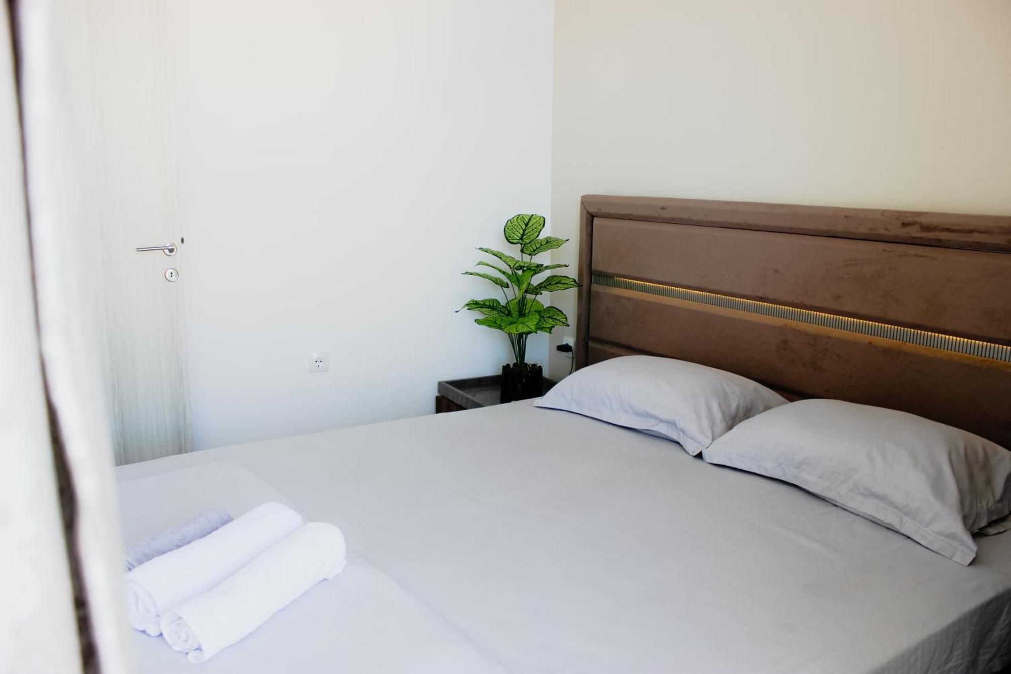 M&H Apartments Улцин Екстериор снимка