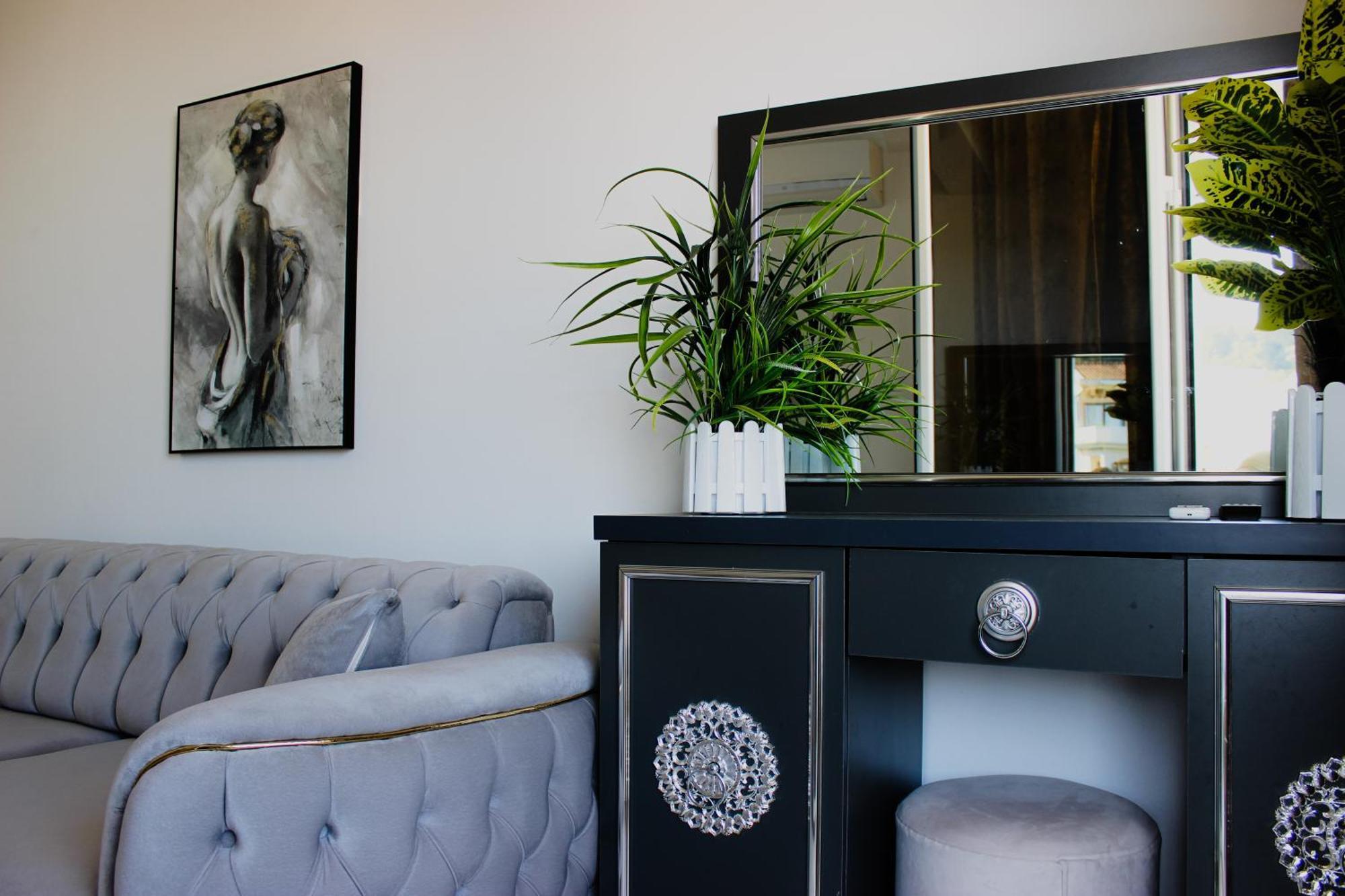 M&H Apartments Улцин Екстериор снимка