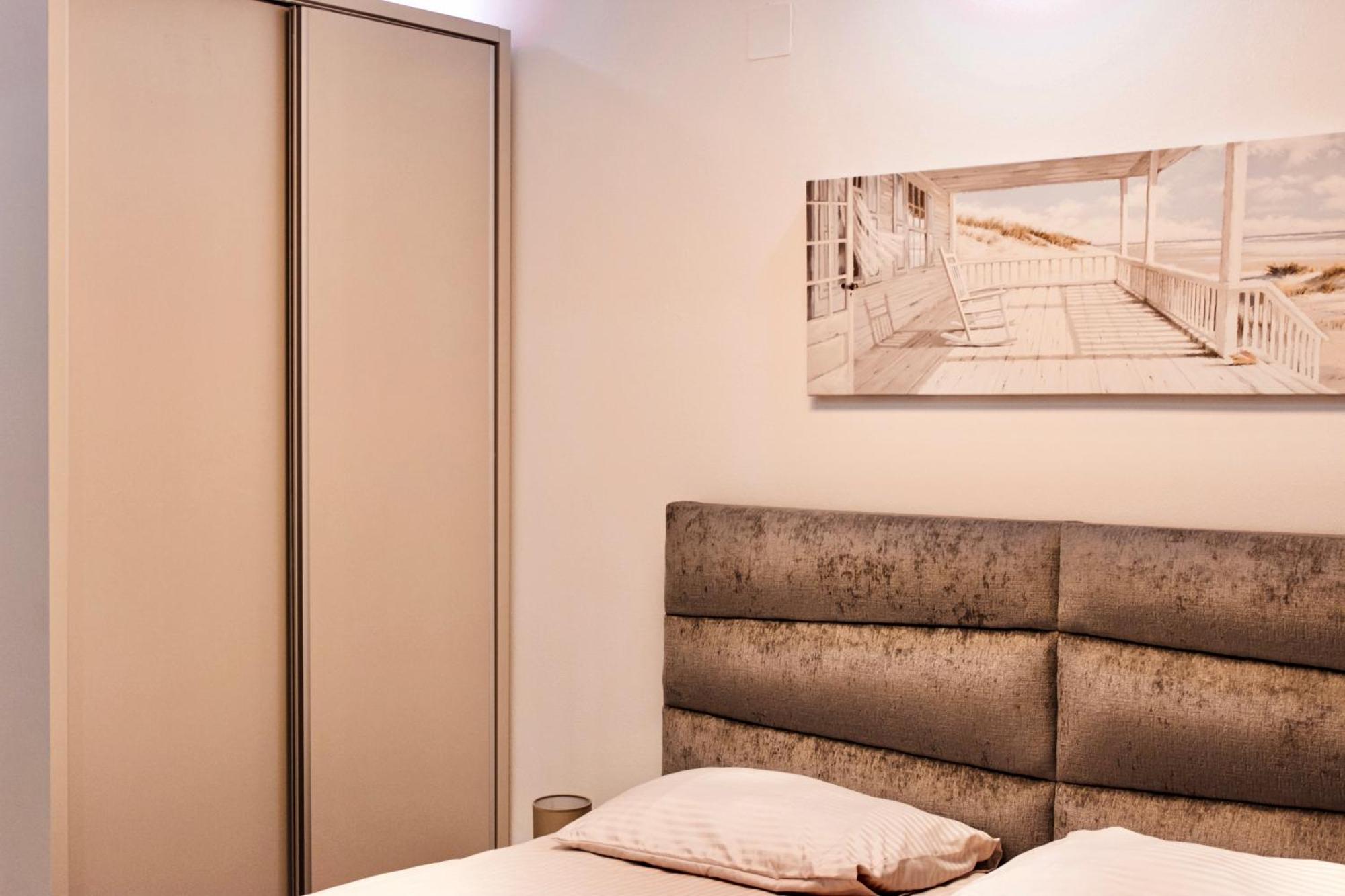 M&H Apartments Улцин Екстериор снимка