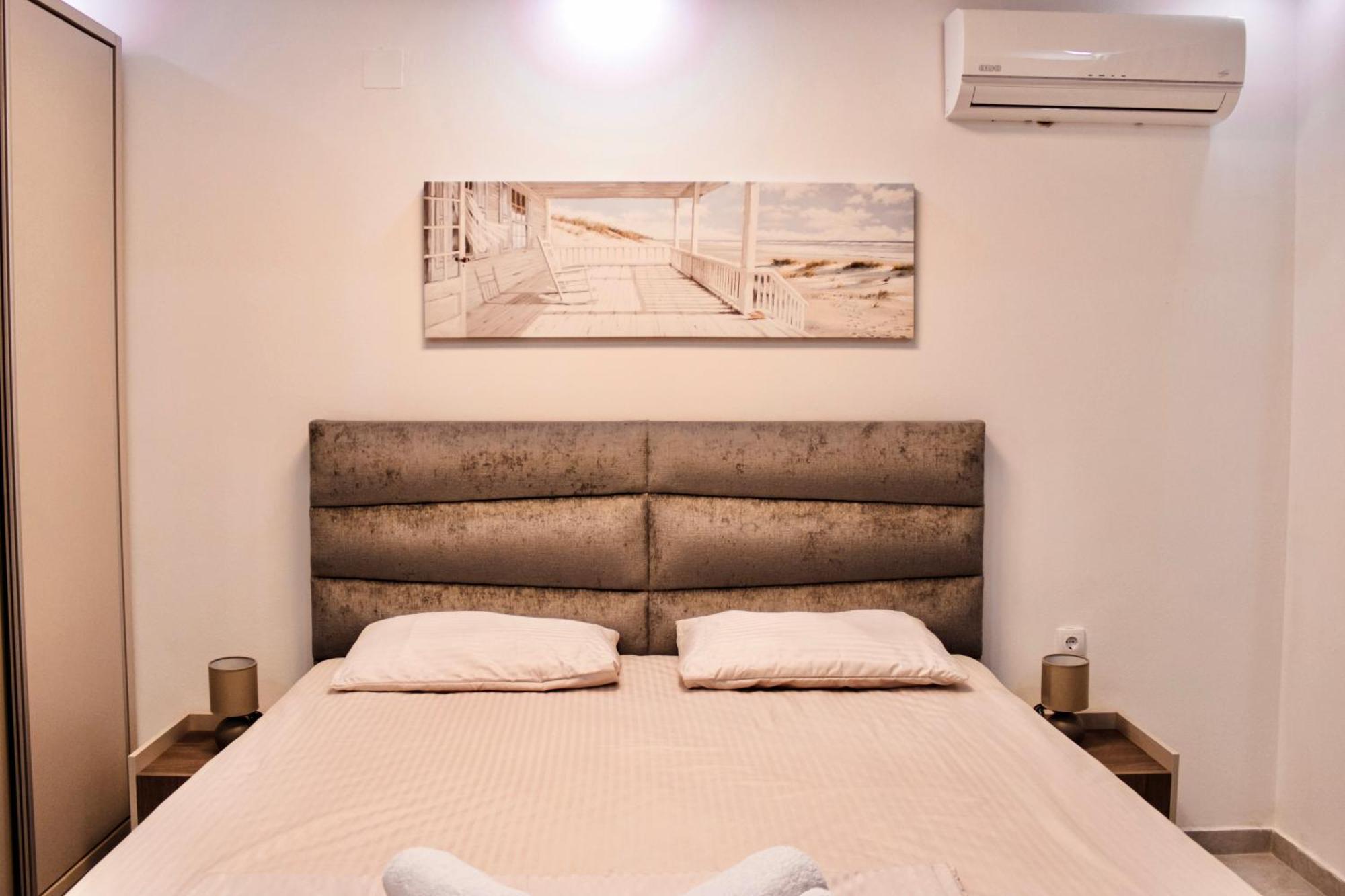 M&H Apartments Улцин Екстериор снимка