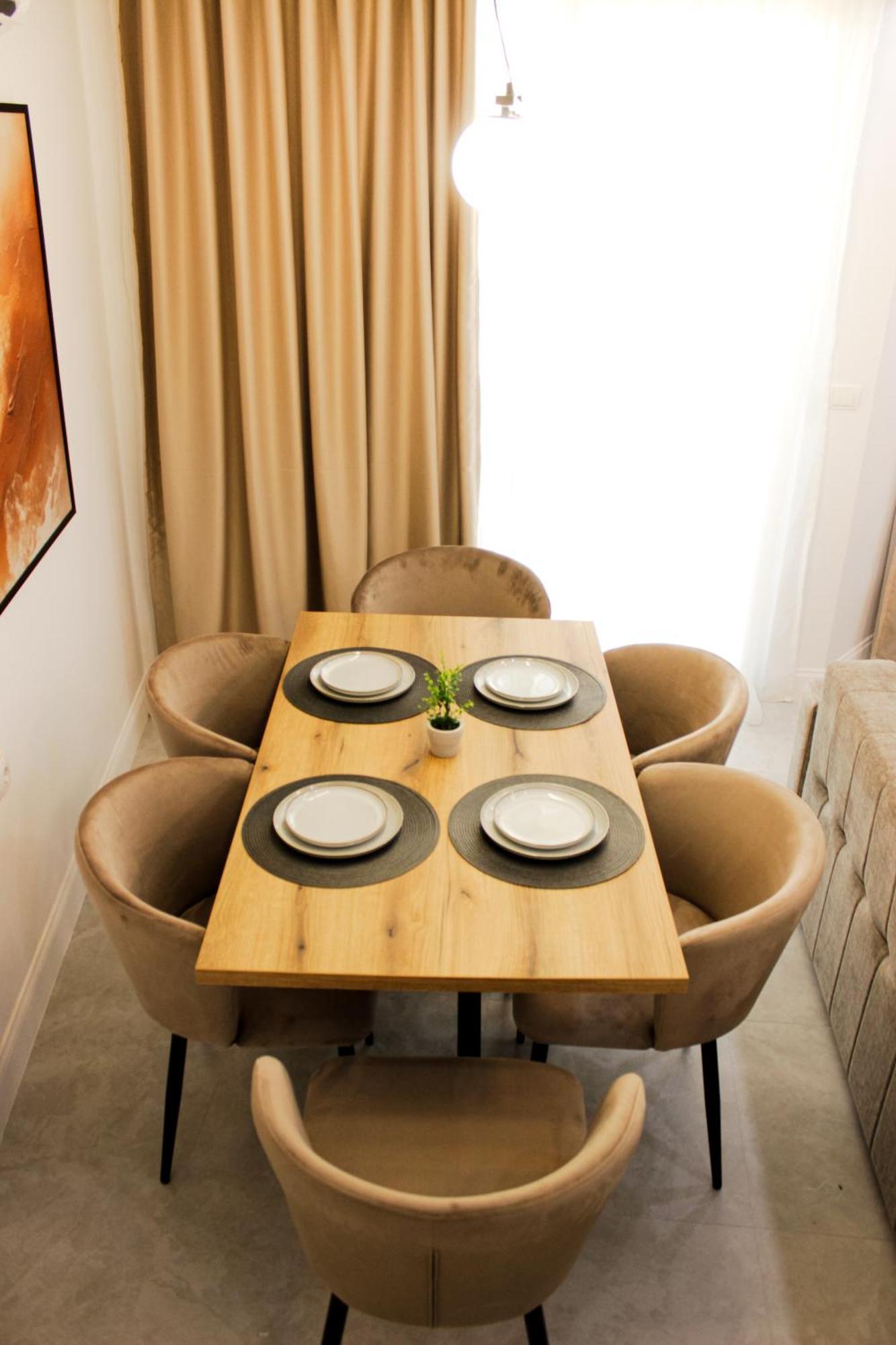 M&H Apartments Улцин Екстериор снимка