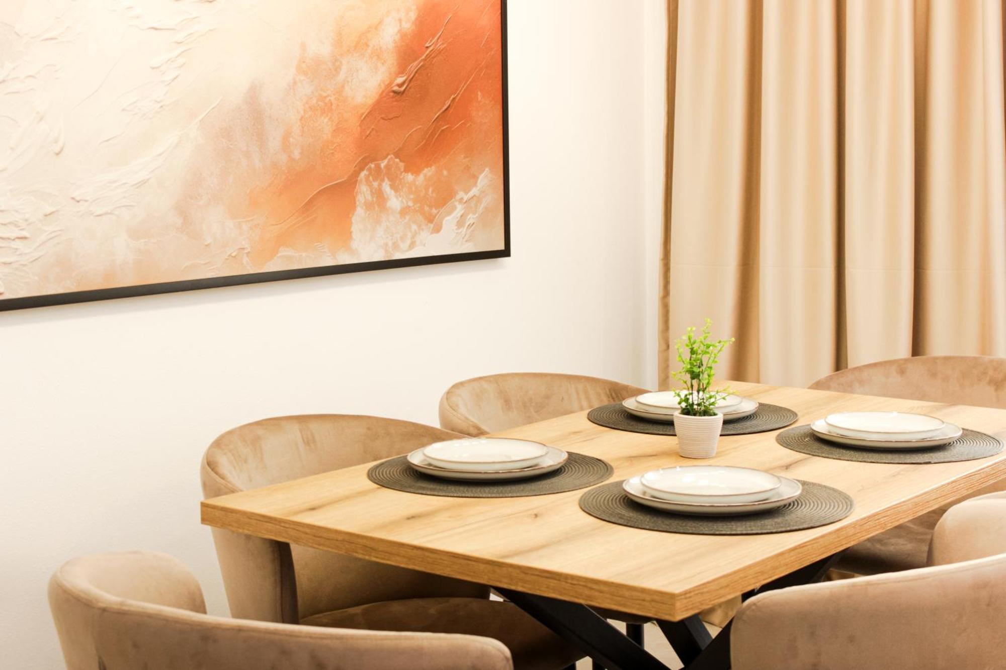 M&H Apartments Улцин Екстериор снимка